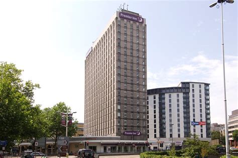 Praise for the staff at this hotel is a recurring theme among. Report - - Haymarket Premier Inn, Bristol - February 2017 ...