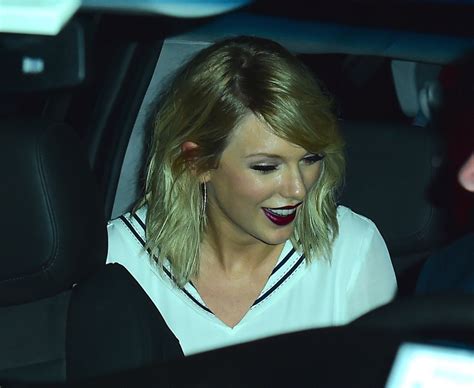 Taylor Swift News On Twitter Taylor Cracking A Smile As She Leaves