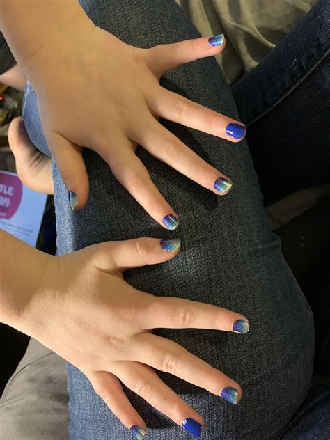 I love when i get to spend time with my daughter doing our nails together, and with color street i save money too!!! Manis for little girls in 2020 | Color street nails, How ...
