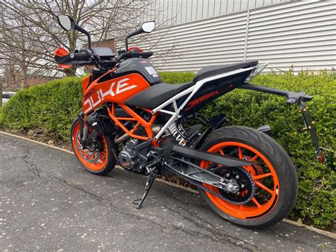 Ktm 390 duke abs engine & transmission. 2019 KTM 390 Duke ABS Akrapovic Exhaust | AMS Motorcycles