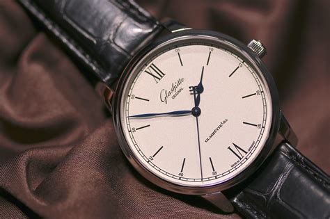 Hands On Die Glashütte Original Senator Excellence