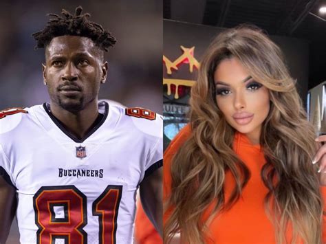 Watch Ig Model Celina Powell Show Off What Looks To Be Antonio Browns