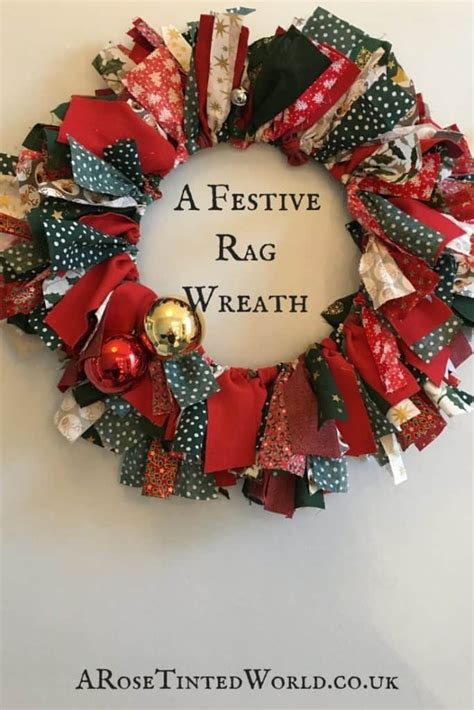 17 Diy Fabric Wreaths For Christmas