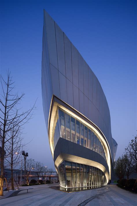 Aedas · Shanghai Hongqiao World Centre · Divisare Unique Architecture