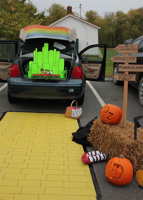 Tin man outfits that look like they're made of real metal but are soft and comfortable to. My trunk or treat display from last year. | Trunk or treat, Truck or treat, Halloween party games