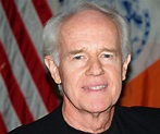Mike Farrell Biography - Facts, Childhood, Family Life & Achievements