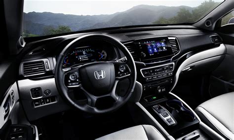Explore The Best Infotainment Features From Honda