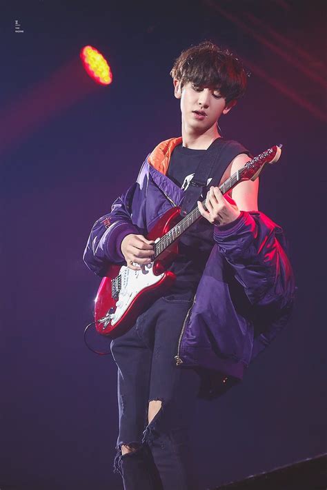 Smile and be happy because you deserve to be. chanyeol pics on en 2020 | Chanyeol, Chicas tocando ...