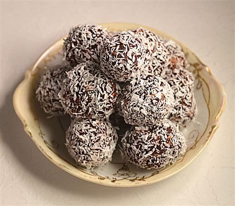 Jillyinspired Dark Chocolate Truffles And Coconut