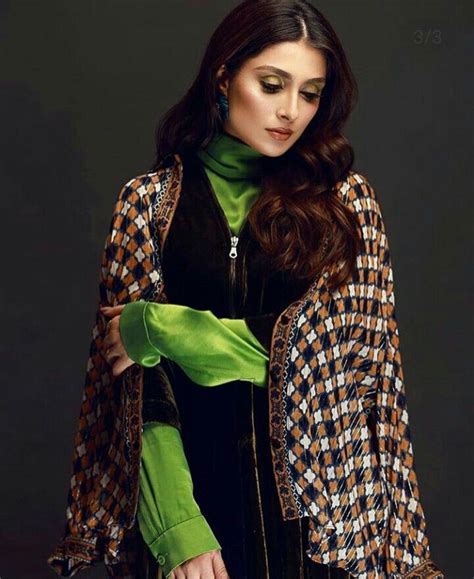 Pin By Sufiyana Malik On Pakistani Actress Beautiful Hijab Pakistani