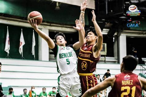 Red Hot Blazers Avert Collapse Beat Altas For Fourth Straight Win