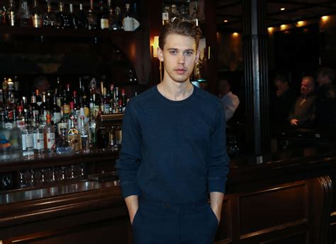 Austin robert butler is an american actor, singer, and model. What Is Austin Butler's Net Worth?