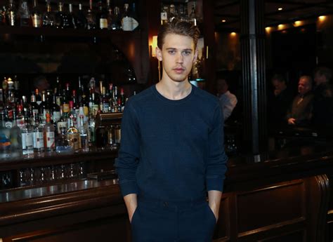 Nickelodeon productions, kevin winter / getty images. What Is Austin Butler's Net Worth?