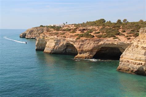 Die algarve an der südspitze portugals überrascht naturliebhaber mit ihrem facettenreichtum. All Inclusive Algarve 2019 ab 393,79€ | Portugal Urlaub ...