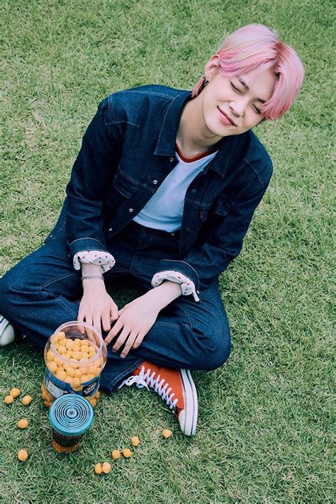 Concept photos for minisode 1: TXT, "minisode1 : Blue Hour" Albümünün AR Versiyon Konsept ...