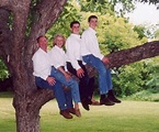 Awkward family photos (39 pics) - Izismile.com