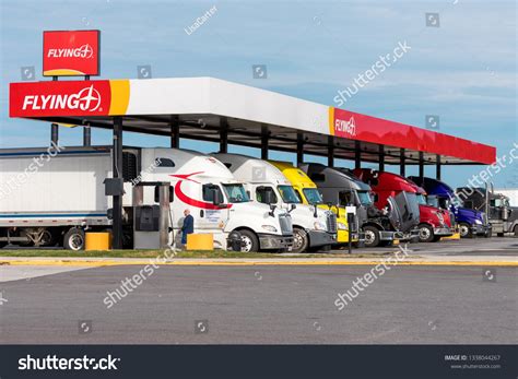 169 Pilot flying j Images, Stock Photos & Vectors | Shutterstock