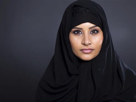 Debenhams Becomes First Major Department Store To Sell Hijabs The