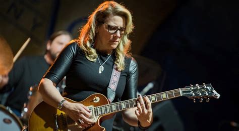 Tedeschi Trucks Band Debuts Joni Mitchell Cover In Boston Laptrinhx News