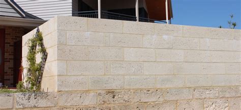 Slider2 Limestone Retaining Walls