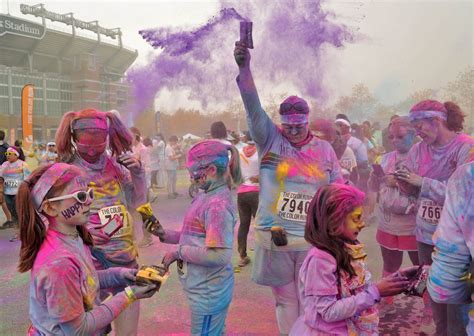Baltimore Color Run Showers Participants In Color