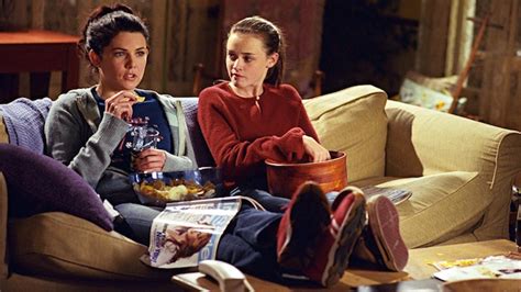 These Are The Best Episodes From Each Gilmore Girls Season — No Ifs
