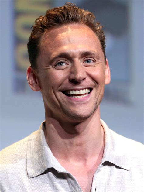 Annie tom hiddleston online is an unofficial fan site and has no affiliation with tom hiddleston, his. Tom Hiddleston - Wikipedia