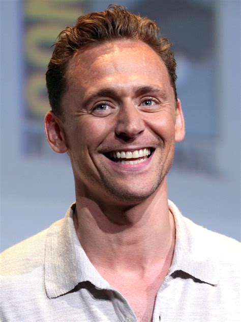 Самые новые твиты от tom hiddleston (@twhiddleston): Tom Hiddleston - Wikipedia
