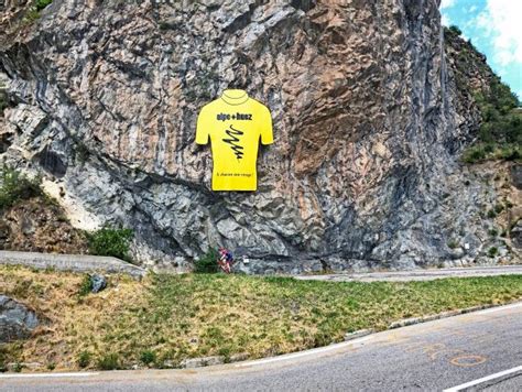 Cycling Alpe Dhuez Legendary Climbs Of The Tour De France