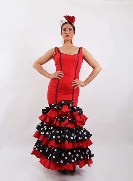 Trajes De Flamenca En Oferta Para Señora Mejor Precio Y Calidad En El Rocío Trajes De Sevillana