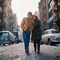 Beautiful Photos of Bob Dylan and His Girlfriend Suze Rotolo During ...