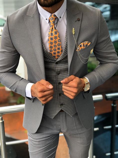 Clarendon Slim Fit Gray Vested Suit With Images Designer Suits For