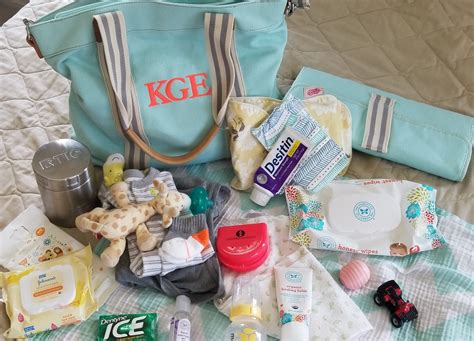 The Ultimate Diaper Bag Packing List