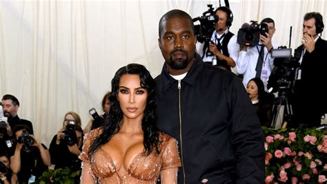 Kim Kardashian Jetzt Ist Es Raus So Kam Sie Zu Ihrer Xxs Taille