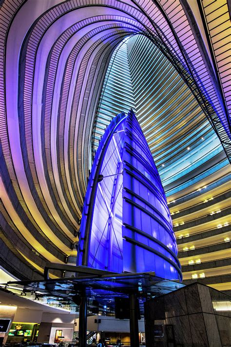 Marriott Marquis Atlanta Photograph By Mark Chandler