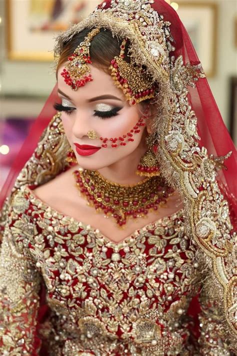 latest pakistani bridal makeup with pictures 2024 pk