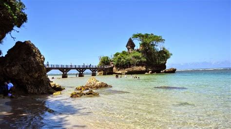 Para pengunjung bisa melakukan banyak sekali aktivitas aktivitas menarik yang bisa dilakukan di pantai pesona pulau rupat. Pantai Indah di Pulau Jawa yang Mirip Bali RC Prop Buster