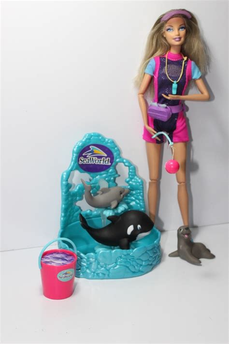 Boneca Barbie Que Posso Serseaworld Trainer Com Acessórios Mercadolivre