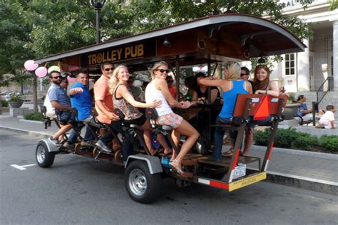 Trolley Pub Rolling Into Arlington