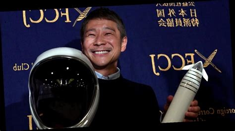 Japanese Billionaire Seeks Girlfriend To Join Him On Spacex Trip To The Moon