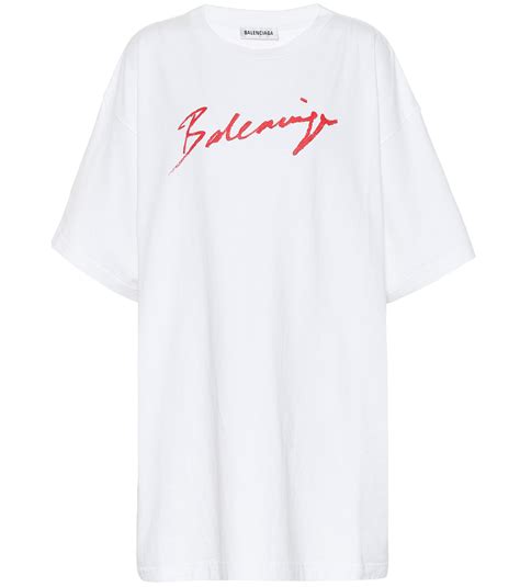 Many of them sport the name of the fashion company in decorative script or colours that you might appreciate. Balenciaga Logo Cotton T-shirt in White - Save 13% - Lyst