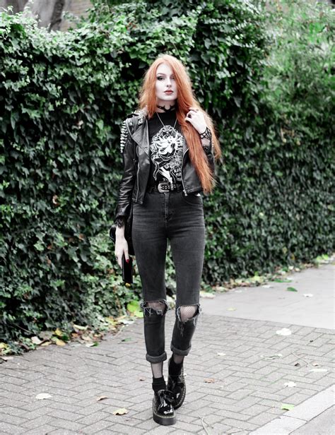 Black Mirror Princess By Olivia Emily Fashion Blogger Style Olivia
