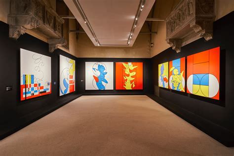 Astral projection — electric blue 07:54. Bargello Museum - Transcendental Realism