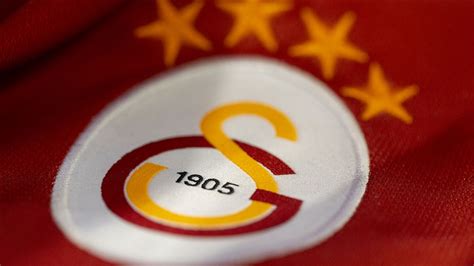 Transfer çalışmalarını sürdüren galatasaray, gedson fernandes için yeni bir hamlede bulundu. DeAndre Yedlin ve Gedson Carvalho Fernandes Galatasaray ...