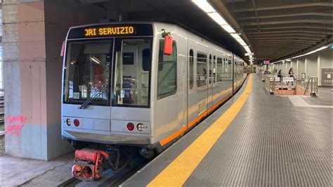 Viaggio Lungo La Metropolitana Di Genova A Bordo Dei Treni Di Prima E