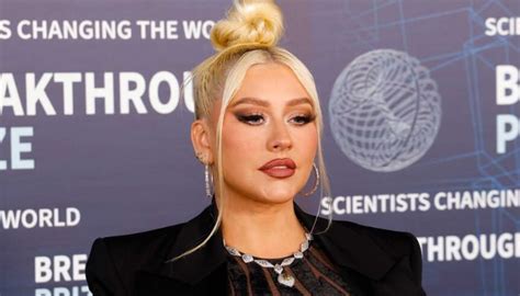 Christina Aguilera ‘cant Wait To Return Onstage After Cancelling La Shows