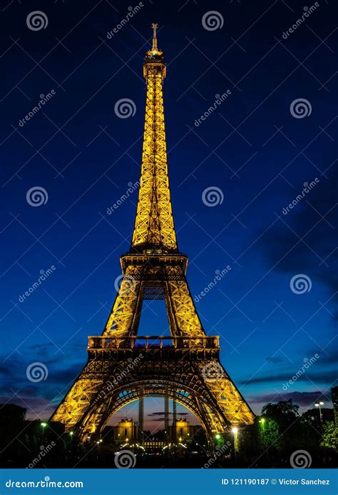 Eiffel Tower At Blue Hour Paris France Editorial Photography Image
