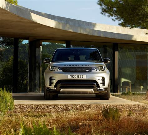 Review The 2020 Land Rover Discovery Landmark Edition Is A