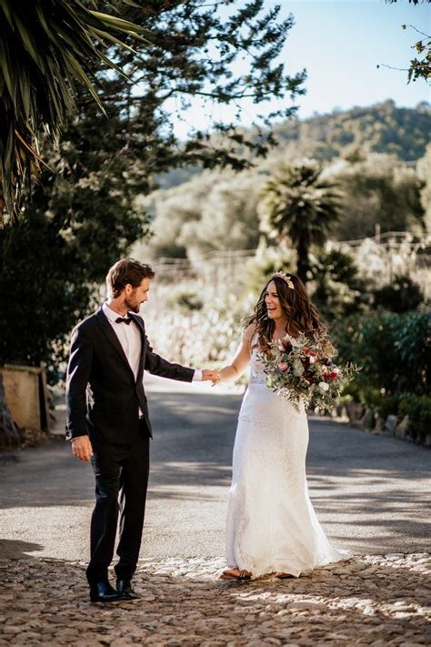 Trusted professionals for your destination wedding in mallorca. Finca Wedding Mallorca - Wedding Photographer Mallorca, Spain