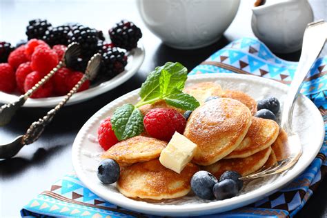 Top 10 simple breakfast recipes from around the world | Arla UK